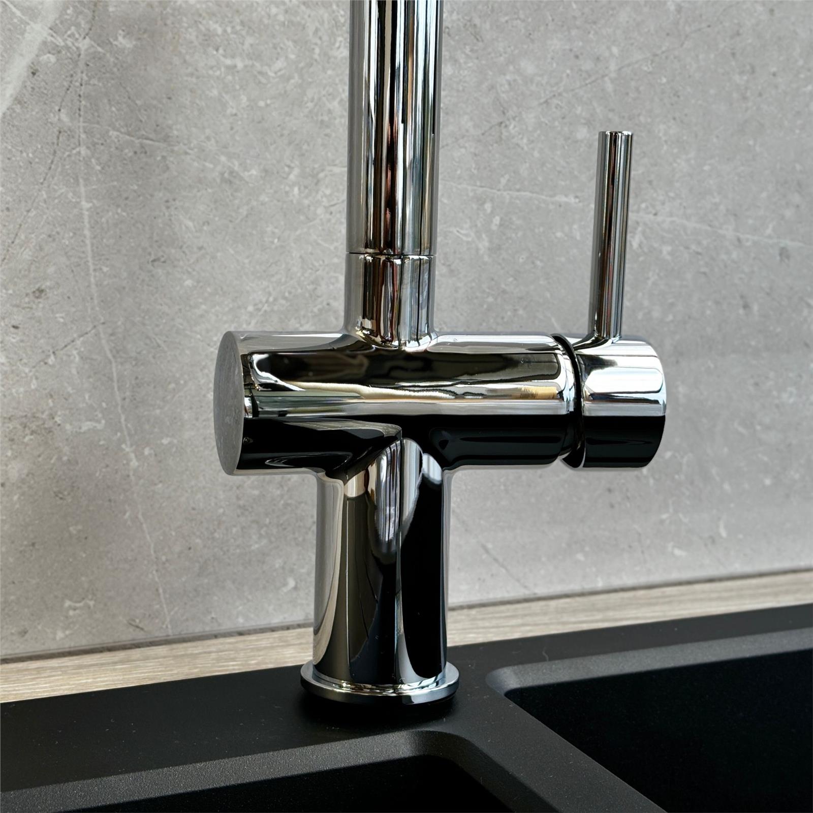 Liquida W19CH Single Lever Pull Out Head Chrome Kitchen Mixer Tap